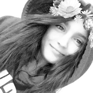 Meet your Posher, Massiel